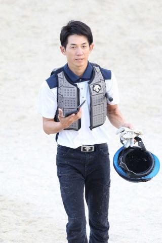 9日中京で馬場入場後に落馬した幸英明騎手は踵骨骨折で全治2カ月以上　親交が深い西山茂行オーナーが発表
