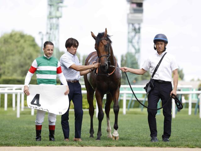 【メイクデビュー札幌5Rレース後コメント】グリオンヴール C.ルメール騎手ら