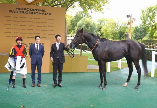 クロワデュノールV　サンデーレーシング吉田俊介代表「勝ち切ってくれた」「馬場を経験できて良かった」