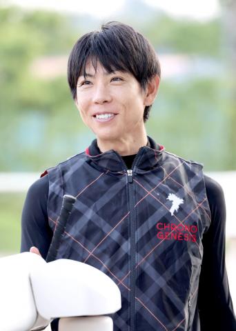クロワデュノールで仏初戦を制した北村友一騎手が凱旋門賞へ手応え　「体もメンタルも良くなって次に向かえたら」