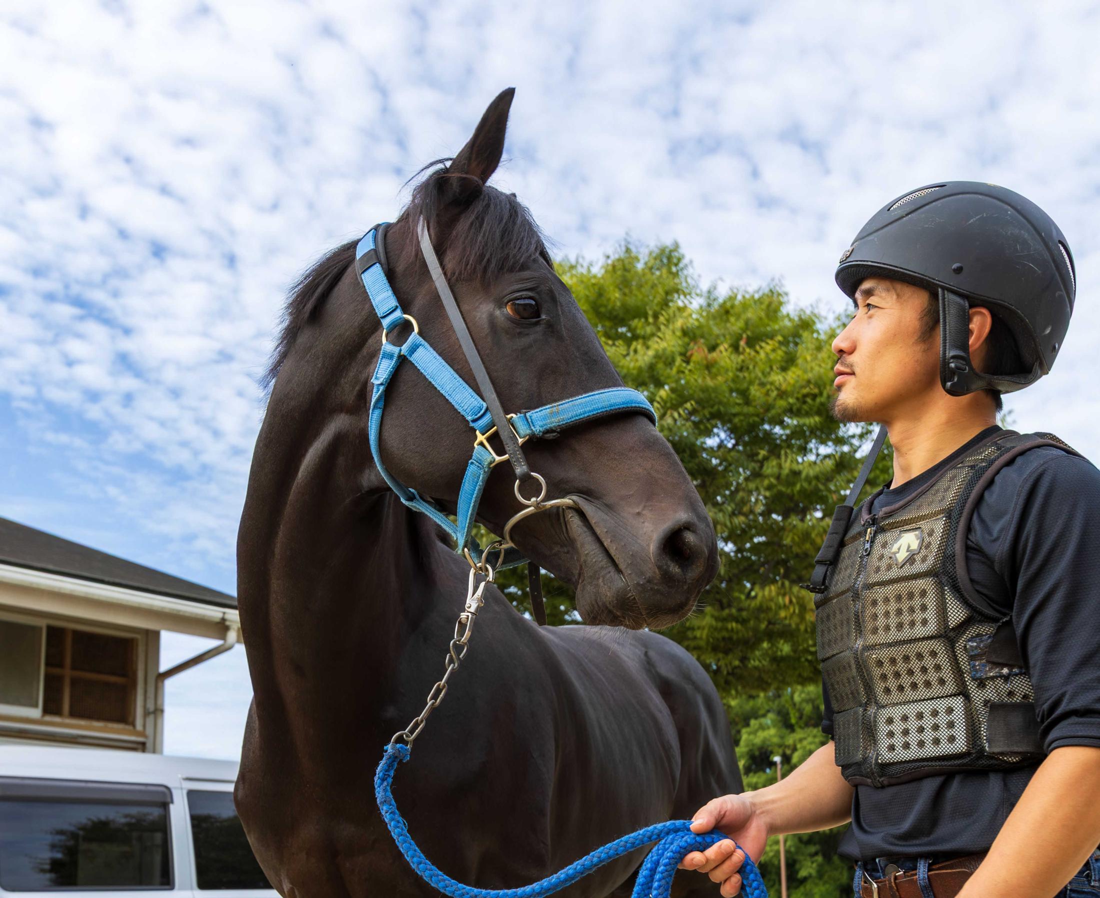 【京都大賞典】ディープモンスター　重賞の壁破る　近３走４着以内！７歳も衰えなし　浜中「本当に若々しい」