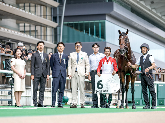 【メイクデビュー東京5Rレース後コメント】ゴーイントゥスカイ荻野極騎手ら