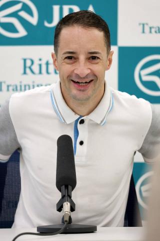 【秋華賞】桜花賞馬エンブロイダリー騎乗のルメール騎手「瞬発力見せたい」　共同会見