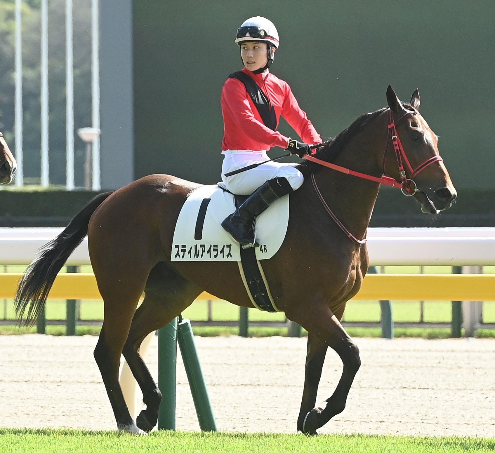 エリザベス女王杯はダイワスカーレットが変則3冠達成 | 競馬