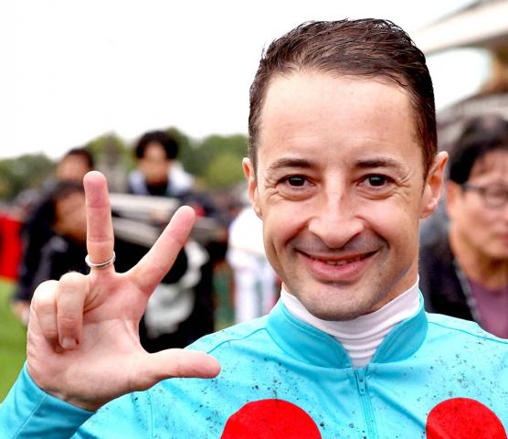 ŷľޡ2Ϣ³G1ƤΥ᡼뵳꤬⾡!ΥåƱƤΥޥ졼ɥܡƳ