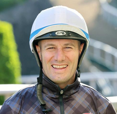 米国遠征中のMデムーロ騎手はデルマー競馬場で22?24日に計11鞍騎乗も勝利なし