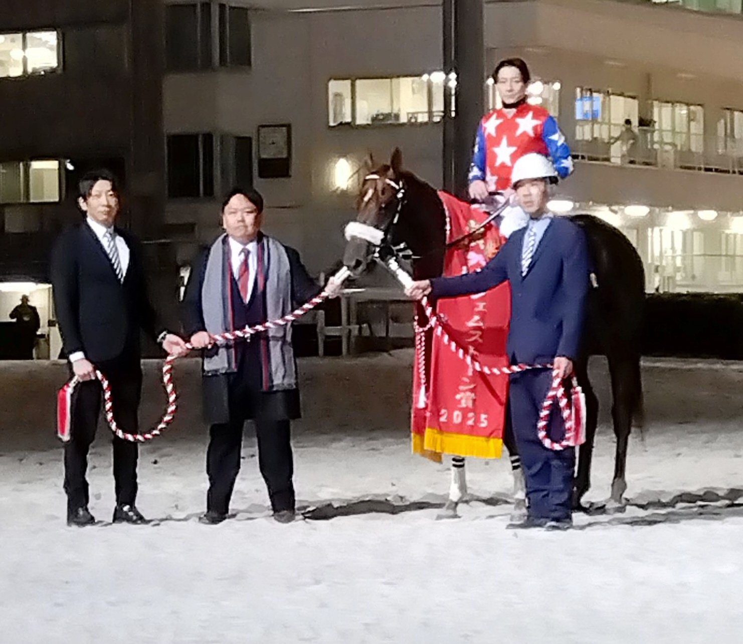 【地方競馬】大井・ジェムストーン賞　８番人気のベイビークエストが重賞初勝利　御神本も称賛「しぶとかった」