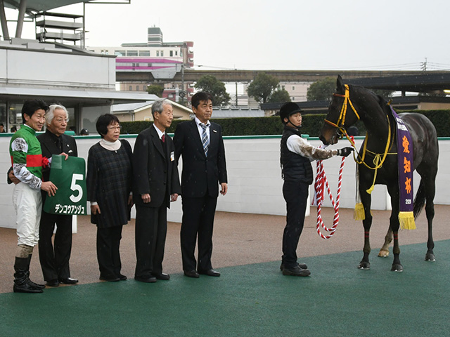ベテラン柴田善臣騎手とのコンビで活躍したデンコウアンジュ(写真は2020年愛知杯出走時)