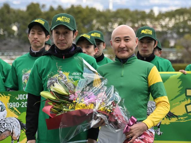 Retirement Ceremony of Jockey Shin-ya Kitazawa at Hanshin Racecourse