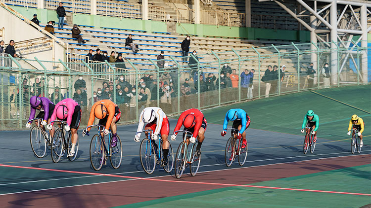 準決勝12Rゴール前(写真提供:チャリ・ロト)