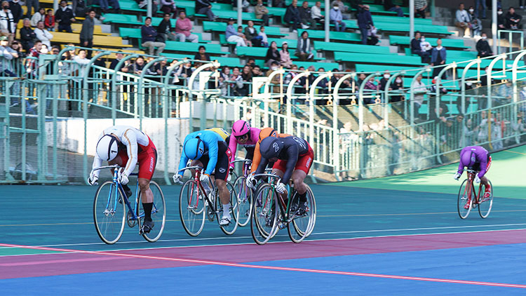 準決勝12Rゴール前(写真提供:チャリ・ロト)