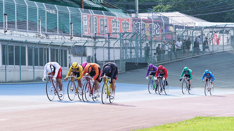 準決勝12Rゴール前(写真提供:チャリ・ロト)