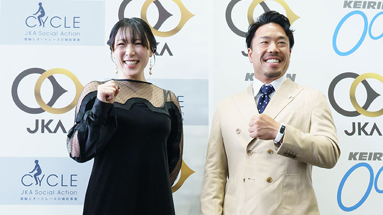 2025年のファン投票1位だった児玉碧衣(左)と古性優作(写真提供：チャリ・ロト)