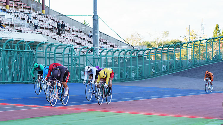 準決勝12Rゴール前(写真提供:チャリ・ロト)