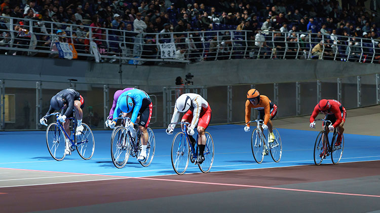 準決勝12Rゴール前(写真提供:チャリ・ロト)