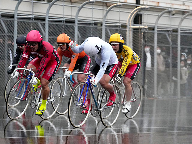 【豊橋競輪予想】大穴狙いは当日のライン構成に注目！豊橋競輪場の決まり手の傾向は？｜ちぎり賞争奪戦2023(G3)