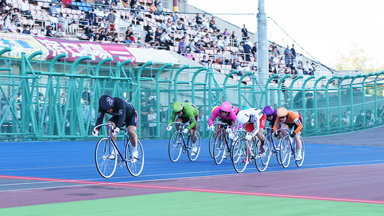 共同通信社杯2023 最終日11R 決勝(写真提供：チャリ・ロト)