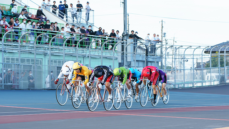 蒲生氏郷杯王座競輪 最終日12R 決勝(写真提供：チャリ・ロト)