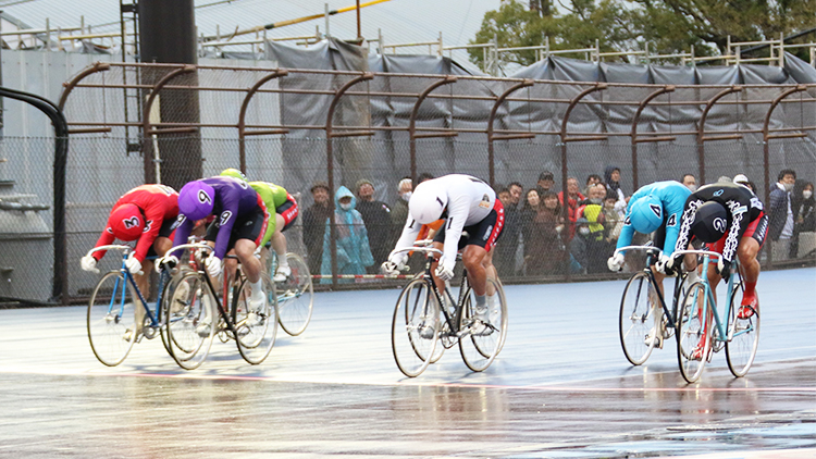 九十九島賞争奪戦2023 3日目 12R 準決勝(写真提供：チャリ・ロト)