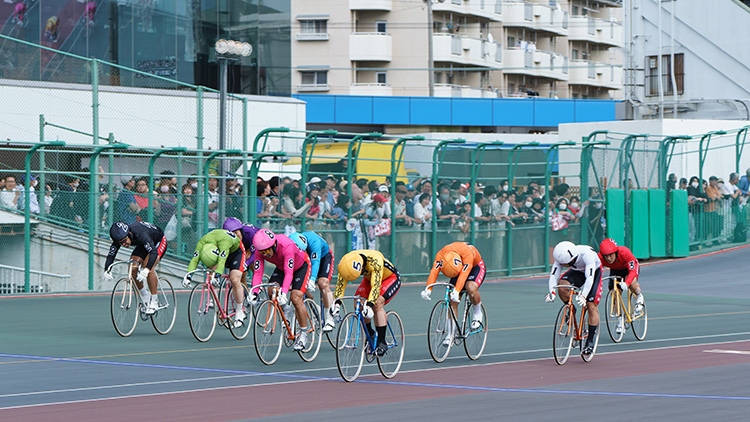 準決勝12Rゴール前(写真提供:チャリ・ロト)