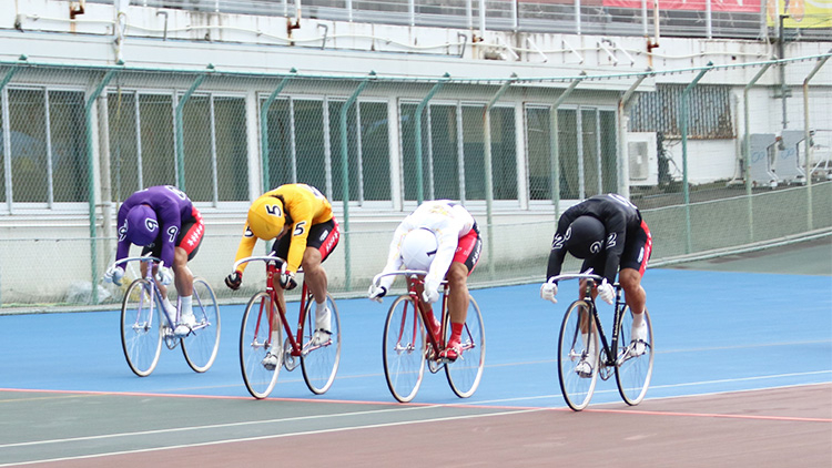 準決勝12Rゴール前(写真提供:チャリ・ロト)