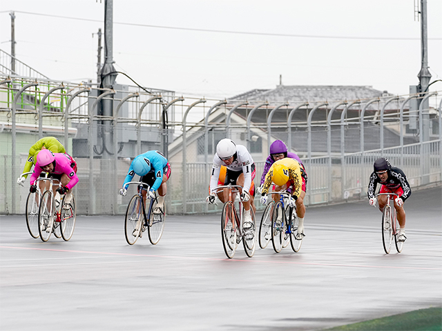 蒲生氏郷杯王座競輪2021特集 Netkeirin ネットケイリン 競輪予想 結果 速報 オッズ 出走選手 レース一覧 払戻など競輪最新情報