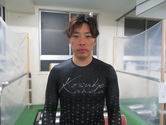 松戸競輪・ナイター】巧者相手にロング捲りを打った神田紘輔 | 競輪ニュース - netkeirin（ネットケイリン）