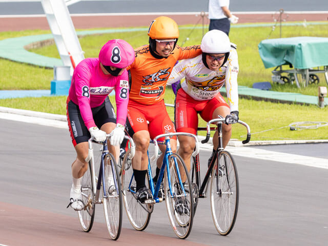 競輪選手記念優勝ヘルメット - その他